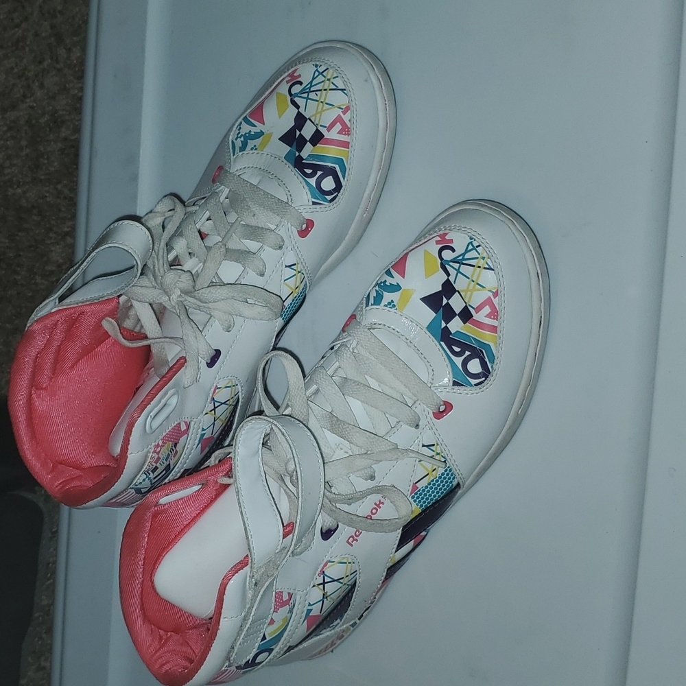 Womens Reebok Hightops Sz 9.5